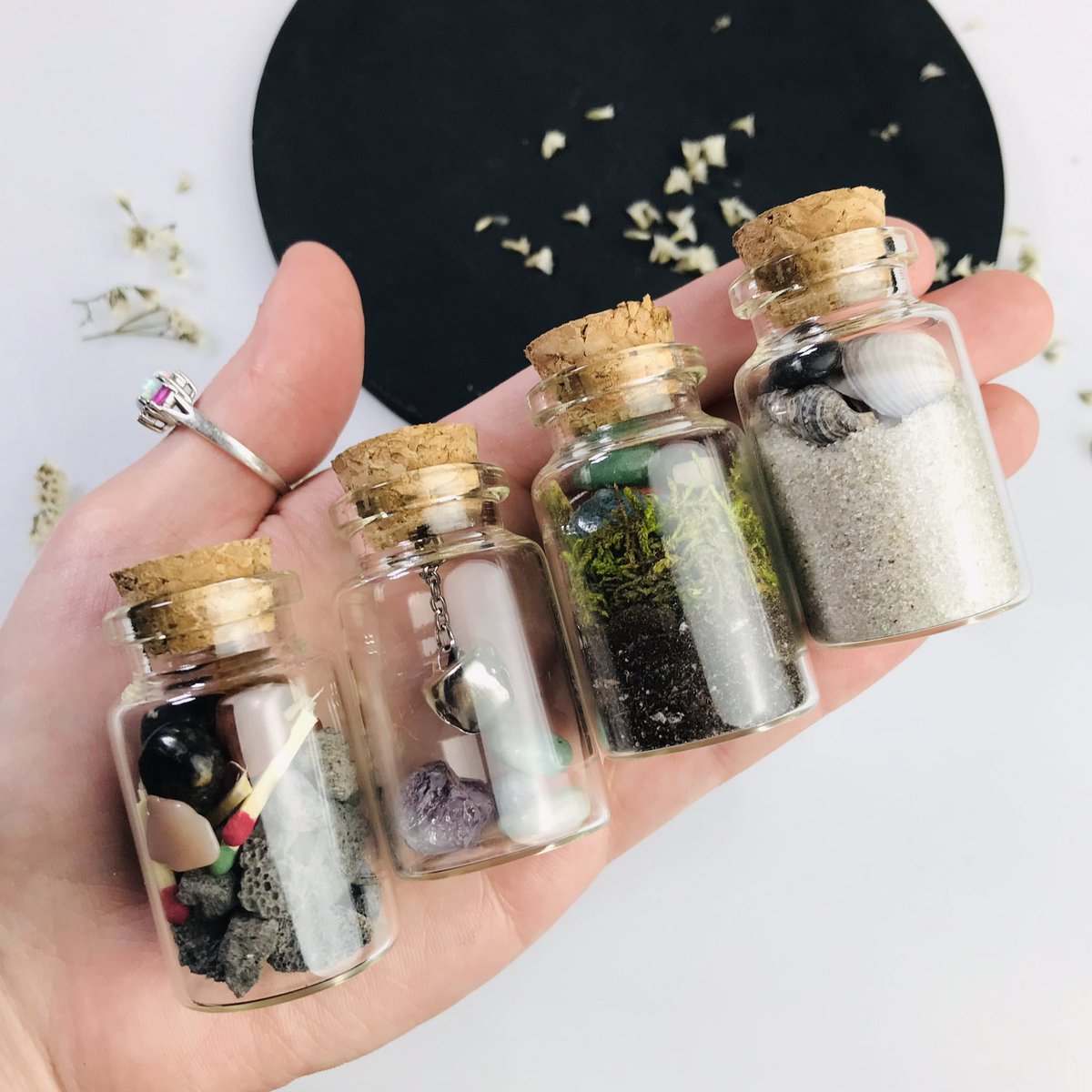 ThirdEyeLuna's tweet image. New Chunky adorable Witches Elements Jar sets now available on my Etsy! Take your elements anywhere you go! 🌎🌊💨🔥 #elementalwitch #spelljar #spelljars #elementjars #travelaltar #handmade #etsy #etsyshop #witch #witchcraft 

etsy.me/3HcwFwf