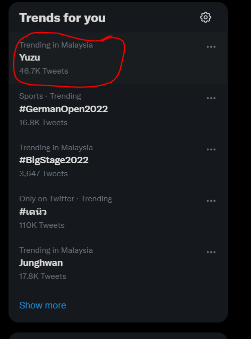 HachuM6's tweet photo. 😂. #yuzuruhanyu trending in malaysia now because there is new photos released out of sudden. This shows many malaysians adore him too? https://t.co/oFW7ZIKe7O