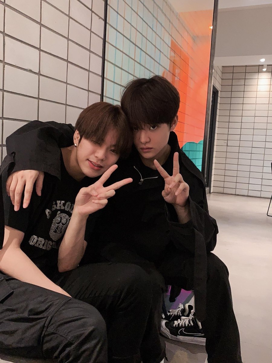 teupann's tweet photo. im forever grateful jaehyuk had you by his side when he had doubts if he'll be able to debut. jihoon, you deserve all good things in life. happy happy birthday my boy 💌 ily

#MillenniumIdolJIHOONDay
#지훈이의_눈부신_스물세번째_봄
#天使の笑顔ぱくじふん
@treasuremembers https://t.co/JiCBxaKWgc