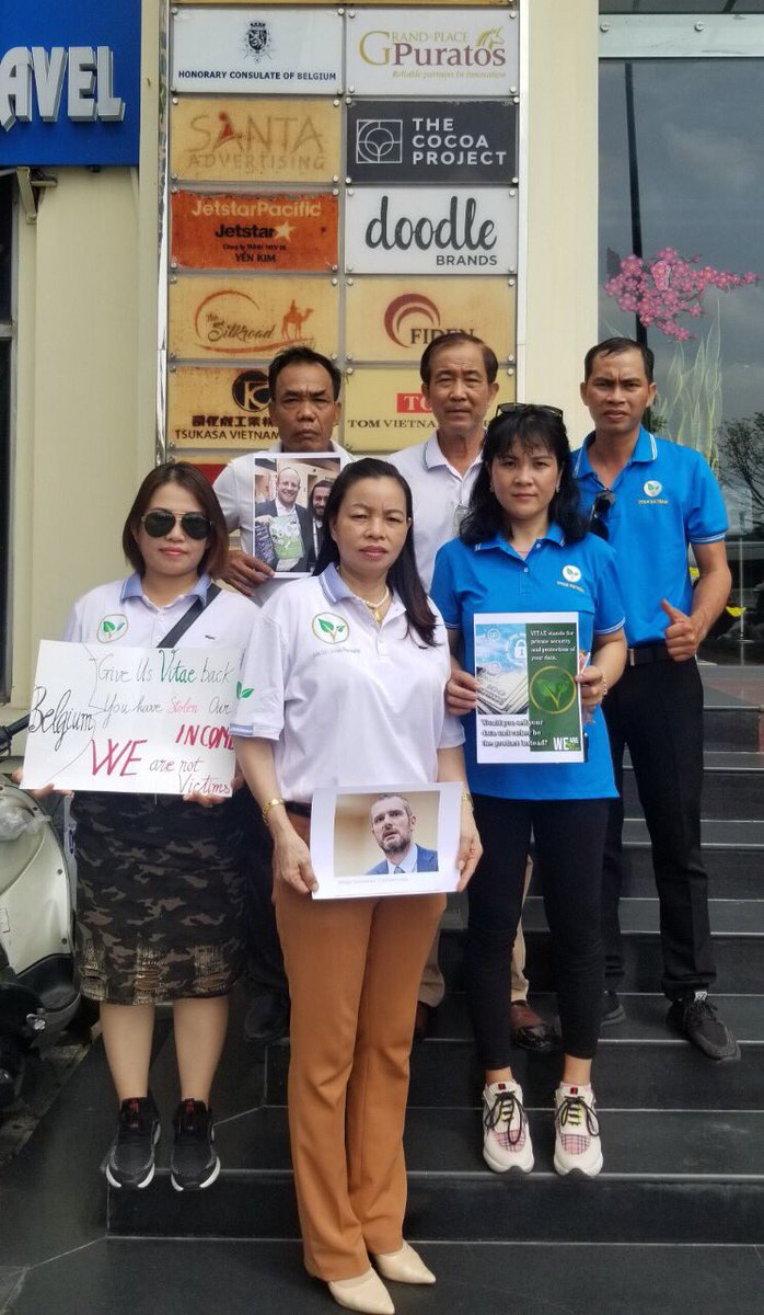 tuyetnguyen2310's tweet photo. @EUCourtPress @Europol @fodspfbosa @BelgiumMFA @federalepolitie @BelOecdUnesco @BelgiumUN @alexanderdecroo @MonarchieBe @FOD_Justitie @hrw    @jior4justice   @belgiumintheUSA
1. BELGIUM, GIVE US VITAE BACK!
2. BELGIUM, YOU HAVE STOLEN OUR INCOME!
3. BELGIUM, WE ARE NOT VICTIMS! https://t.co/YZN1RT0EaH