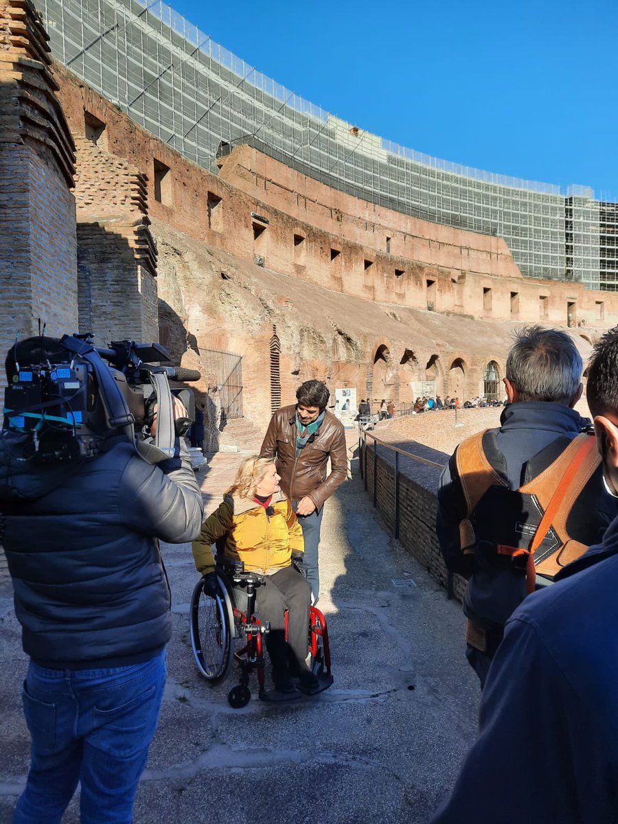 ParcoColosseo's tweet photo. Una passeggiata lungo i percorsi accessibili del Foro Romano e del Colosseo con la giornalista Fiamma Satta e l’attore Pierfrancesco Favino è al centro della puntata di #ASpassoConTe, in onda lunedì #14marzo alle 16 su #Rai3 all’interno di #Geo https://t.co/QhabAnHabe