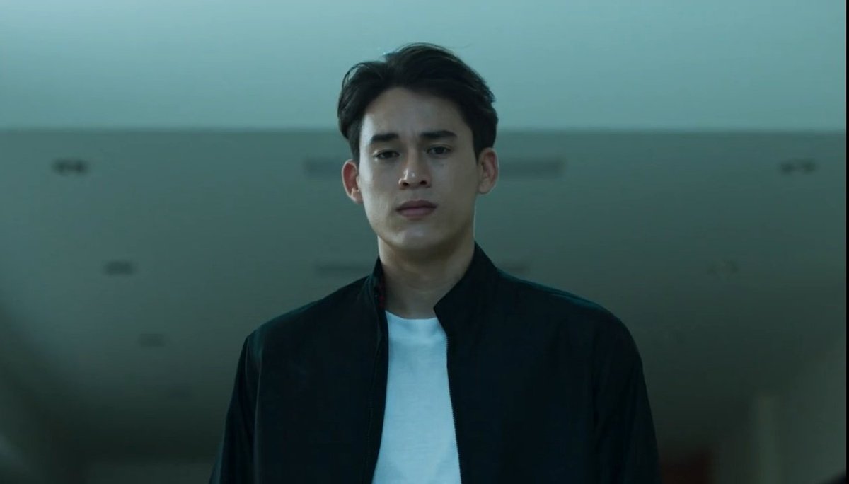 DI0RBABII's tweet photo. we can't deny that we're looking for the person that'll betray the gang, but not me hit us with reality. the gang wasn't betrayed by a person, THE GANG WAS BETRAYED BY THE SYSTEM, it's the harsh truth that we cannot escape. 

#NotMeSeriesEP13
#NotMeSeries #ออฟกัน https://t.co/VXjOHtrUi5