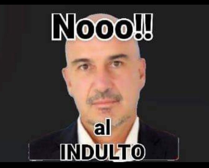 FernandoAliS_31's tweet photo. @DonosoEcuador Se que la política es cochina pero hay casos que realmente indigna, usted Señor ministro cómo puede? Dígame como pudo haber pedido un indulto o que hay detrás? https://t.co/POcCtl02cS