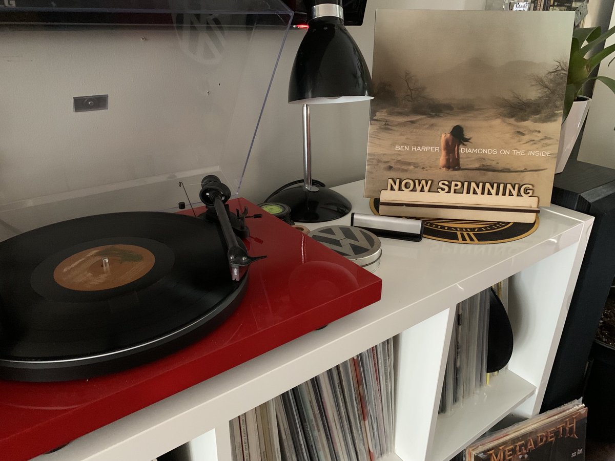 splanko's tweet photo. #nowspinning #vinyl #BenHarper #Withmyowntwohands https://t.co/AoWyHJ3iBP