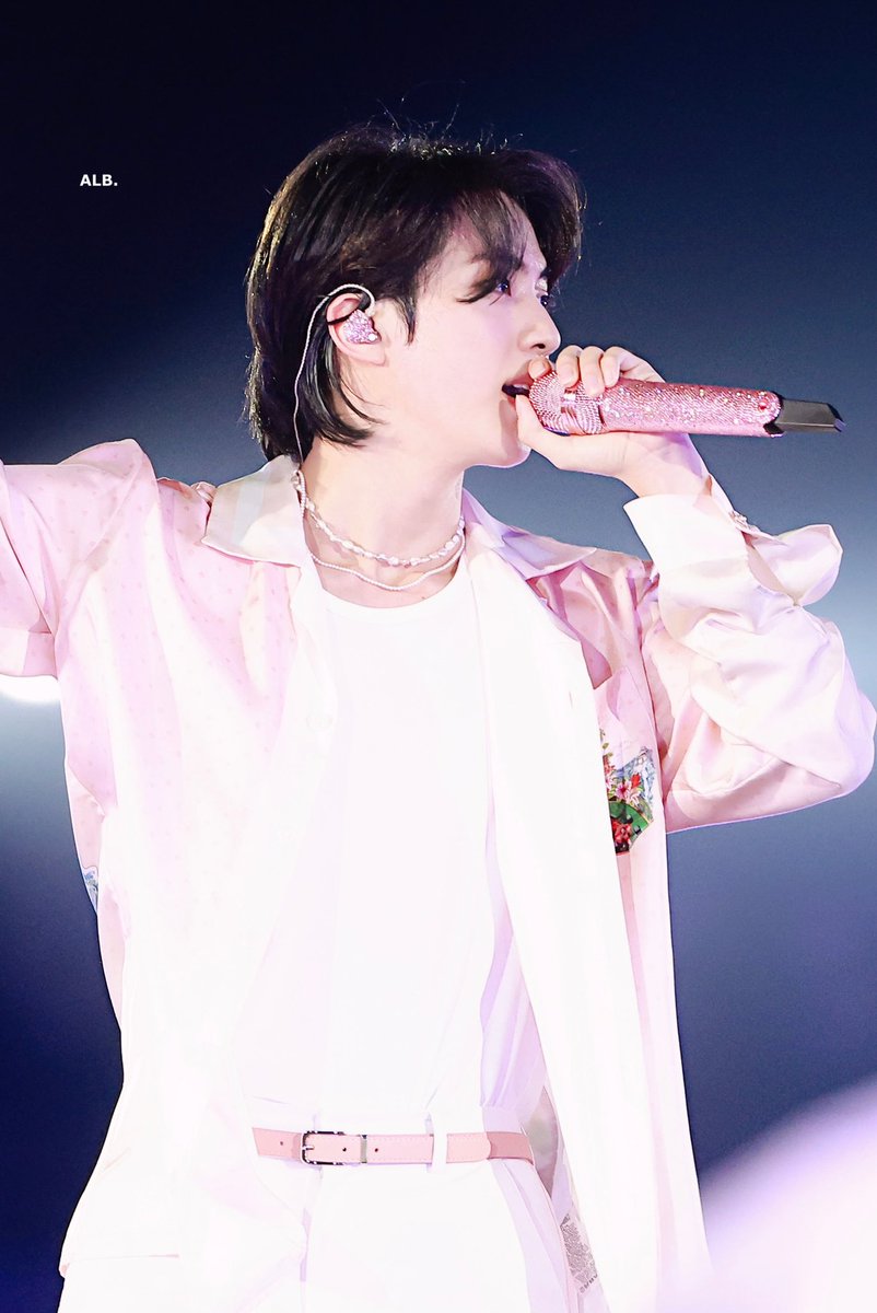 ALittleBraver92's tweet photo. 220312 #방탄소년단진 #김석진 #석진 #진 #BTSJIN #JIN @BTS_twt https://t.co/V2R8mg7BEU