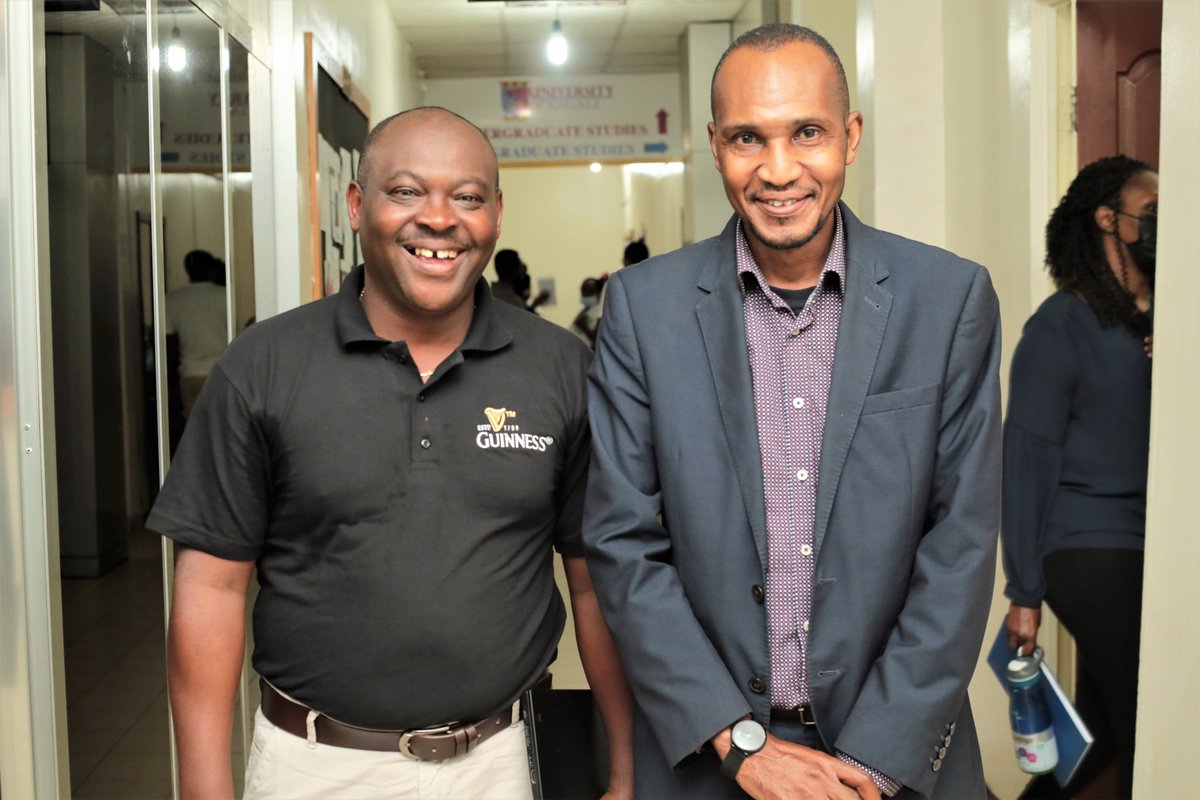 UnivOfKigali's tweet photo. UoK's Graduate School hosts Mr. Musoni Janvier, Country Manager of EABL in the Great Lakes Region as Guest Speaker in a Strategic Management class.  
#graduateschool 
#may2022intake #open
#applyhere: https://t.co/fROkPJN18o
https://t.co/Jej4Fn3klm
@ebohinson @MissRwandaDotRW https://t.co/ZUk8K6wy6U