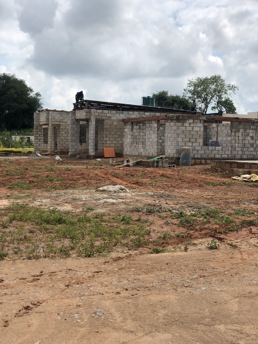 Mrs Millenial tweet media