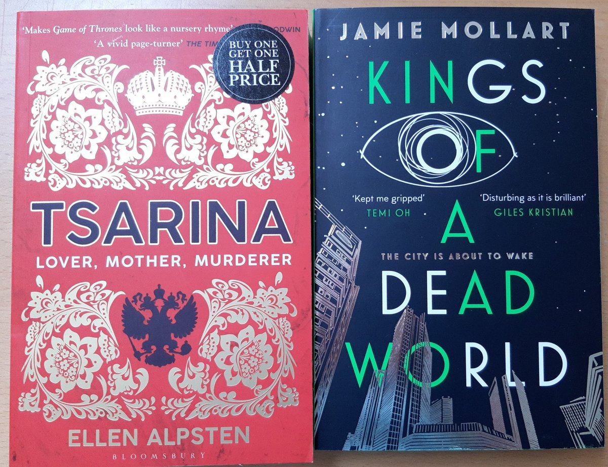 Caatheerrine's tweet photo. Sunday book haul! Which one shall I read first??? 😎❤💚🧐 https://t.co/QNsAQFYk47