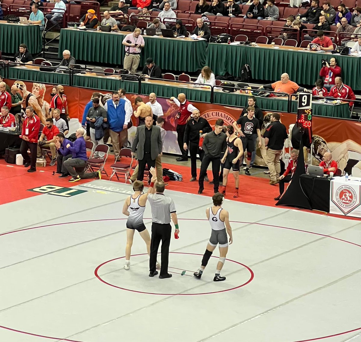 mhsgoeagles's tweet photo. Ashton with the win!  He will wrestle for 3rd or 4th tonight!!  Go Ashton! 🖤💛 https://t.co/SQ66lS11HO