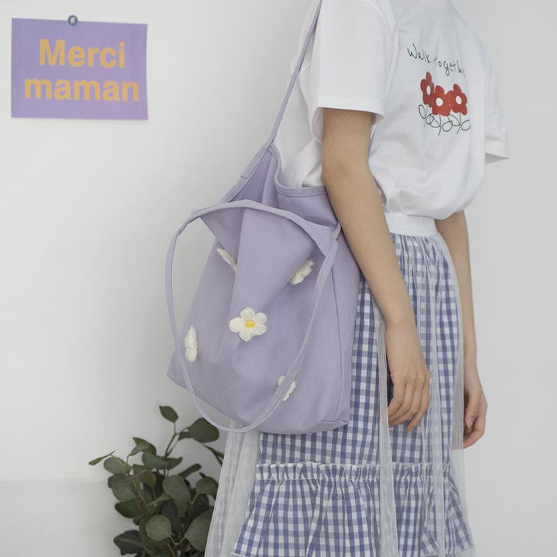 seyaseyi's tweet photo. –; cute &amp; aesthetic tote bag ✨

a thread! https://t.co/rvCa6YA9Q5