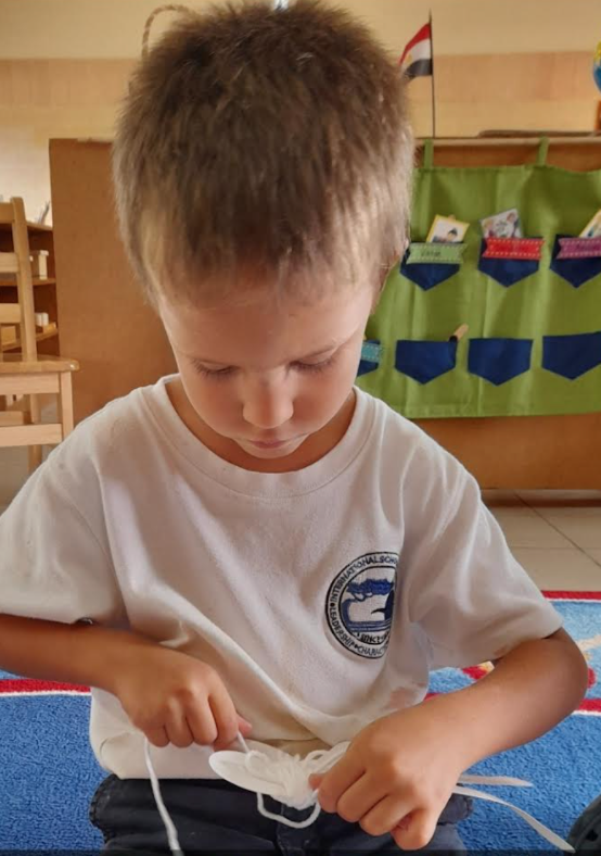 kim_donker's tweet photo. Learning about mummification and pretending to be mummies provided an opportunity for students to share their understanding about death and for teachers to clear up misconceptions using clean and simple terms. #isaruba #intentionalteaching #purposefulplay https://t.co/HcqwIrhq4z