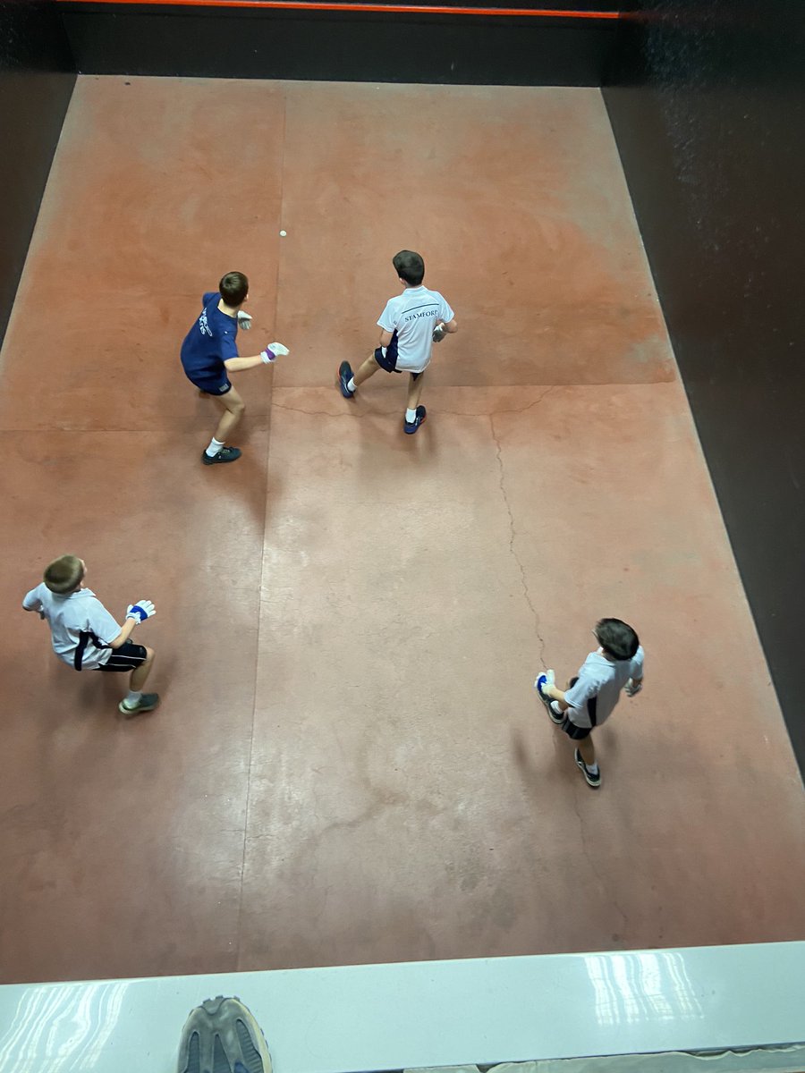 EdBurrows8's tweet photo. Charlie B &amp; Euan H Brutal game of doubles - Won and through to Semi Finals! @Stamford_Sport @SESHSsport @Stamford_Head @PrincipalsDesk @RFAFives https://t.co/ea4tyWBUYq
