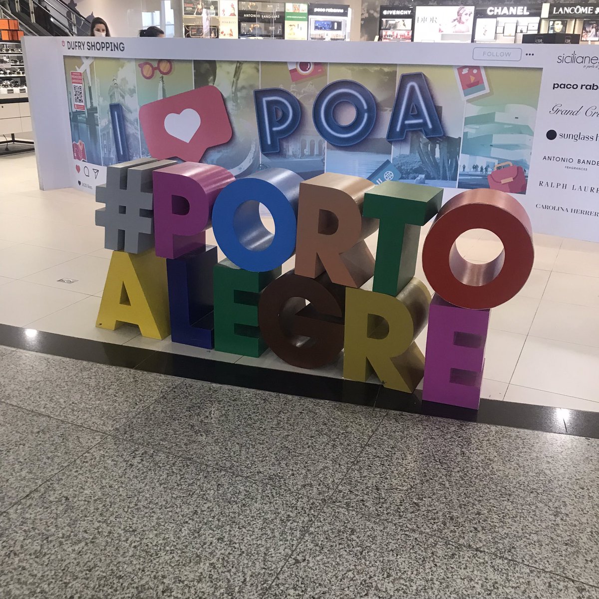 palomadoss's tweet photo. Boa tarde, Poa!
#RS #humor #artistaria https://t.co/x8J8aYZu4j