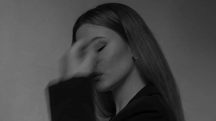 ⠀      

𝐒              •  𝐀𝐃𝐑𝐈𝐀𝐍 𝐏𝐔𝐂𝐄𝐘 •
𝐄        Jugador del equipo de
          Quidditch, Slytherin de 7°
𝐁       año. Mortífago desde Mayo
𝐔       de 1996, con conocimientos
𝐒        previos de artes oscuras 
𝐂       por su familia. 
𝐀⠀      

   ⠀