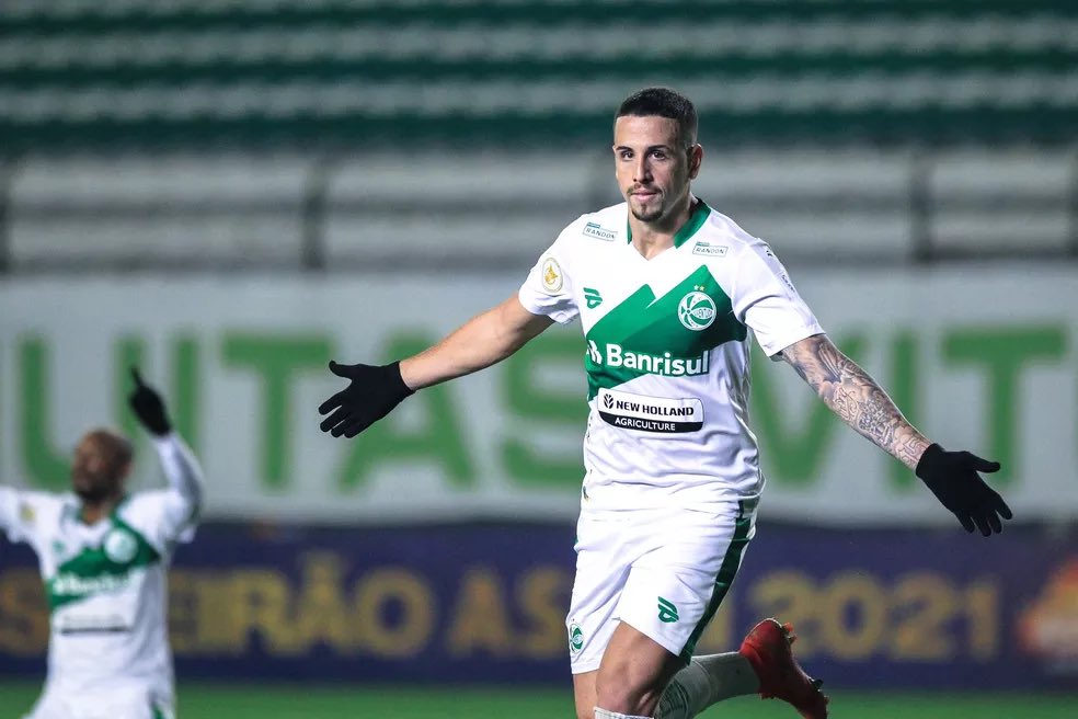 andrealmeidac's tweet photo. #Fechado

Matheus Peixoto será jogador do Ceará em 2022. Chega por empréstimo.

O acerto entre as partes já havia ocorrido e os últimos detalhes burocráticos vão sendo resolvidos neste domingo.

Anúncio oficial por parte do clube pode ocorrer ainda hoje. https://t.co/k1XxYPZRPJ