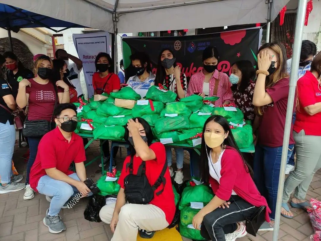 RACBS3780's tweet photo. ✨ Salamat Rotaract ✨

 Happy World Rotaract Week!

Thank you so much 💕🥰

#salamatrotaract
#RotaryClubOfBagongSilangan
#racbagongsilangan
#proudrotaractor
#ServeToChangeLives
#54thworldrotaractweek
#WorldRotaractWeek2022
#samasamalagingmasaya
#District3780 https://t.co/Ol1rPTcwl9