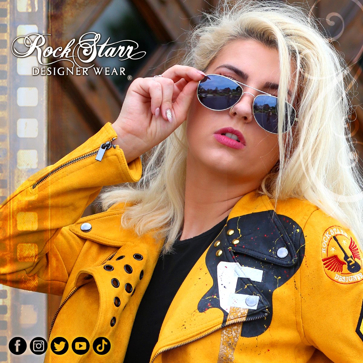 RockStarrWear's tweet photo. Spring is almost here, so spice up your seasonal look with a fabulous RoacStarr Designer Wear jacket!

#designerjackets #wearableart #rockyourlook #stunning #workofart #oneofakind #lookoftheday #hotlook #newface #beyourself #purebeauty #pictureoftheday #hotmodel #photoshoot https://t.co/pyyorZ1S0j