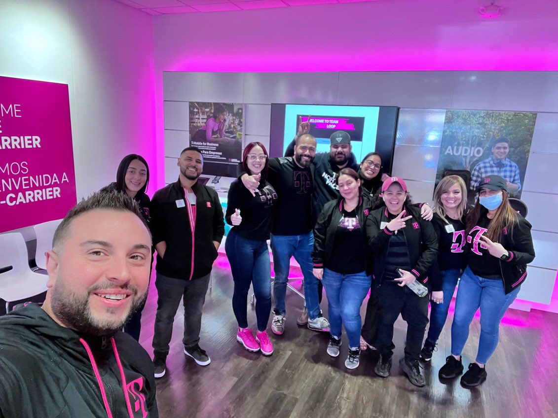 Team Loop is in the building ready to deliver on March! #bombsquad #Orlandocentral #Mightyloop