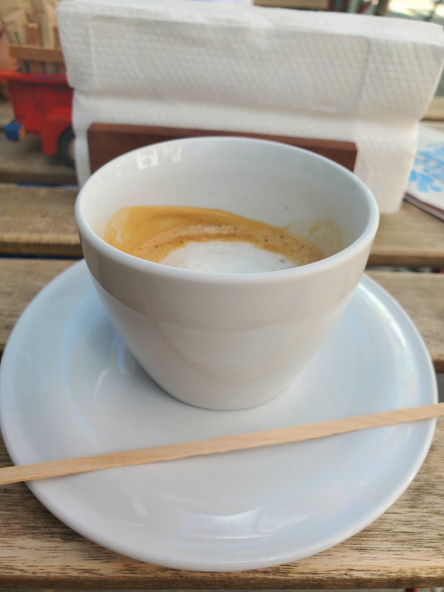 NarjustFlorezMD's tweet photo. Good coffee.. it's priceless https://t.co/Thzif2Jlxw
