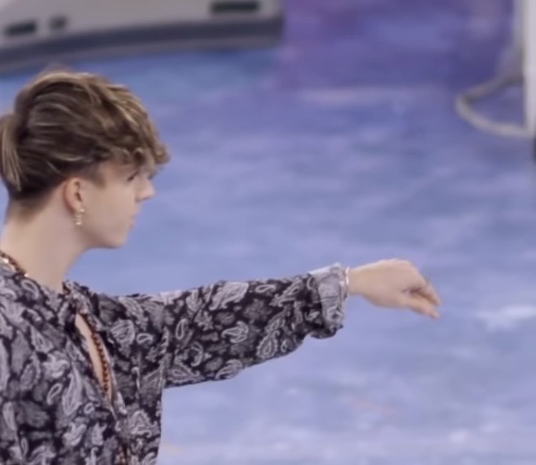 scommessad4more's tweet photo. se non l’hanno superato loro, perché devo farlo io? #Amici21 #timofficial https://t.co/pP1cAKqyyB