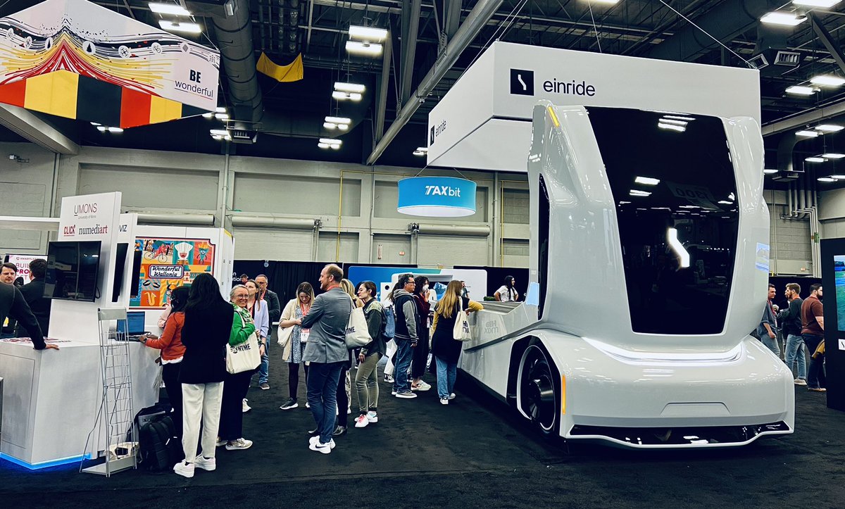 Hi from #SXSW! We were thinking of an electric Hummer for our next car but I think I found a better ride <a href="/markollila/">Mark Ollila</a> 😹