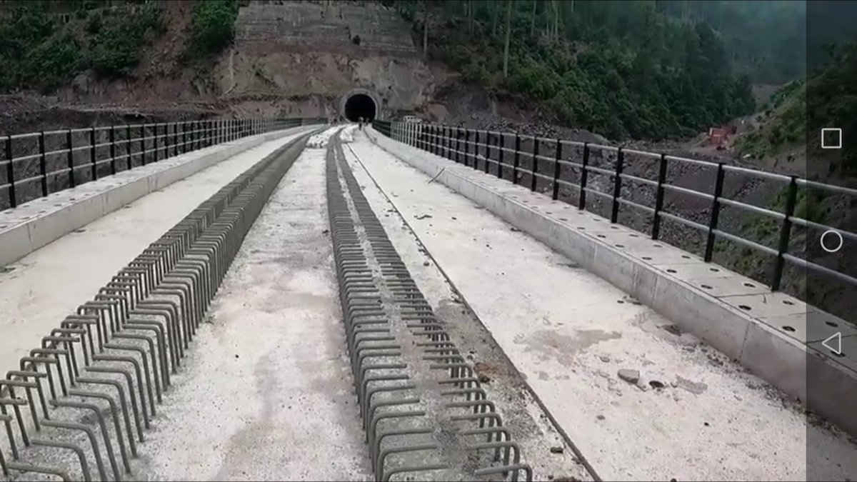 trains_are_best's tweet photo. Somebody sent me photos of two more scary tunnel portals: P2 of T-6 and P1 of T-7. https://t.co/FHsTL59r6w