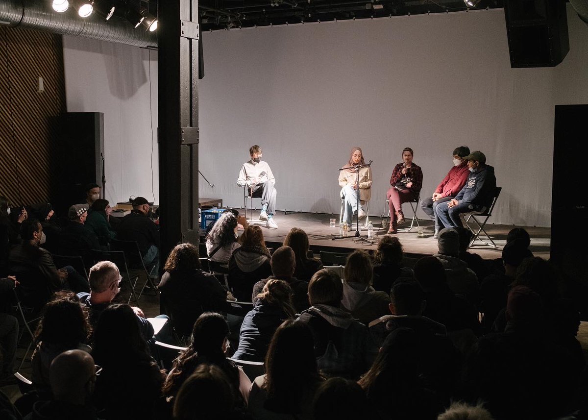 Am Samstag haben wir im <a href="/weltecho/">Weltecho</a> unsere Filmpremiere gefeiert. Über 180 Menschen sind gekommen, um "#CHEMNITZ TRIGGERT. Zwischen Angst, Wut und Widerstand" zu sehen.