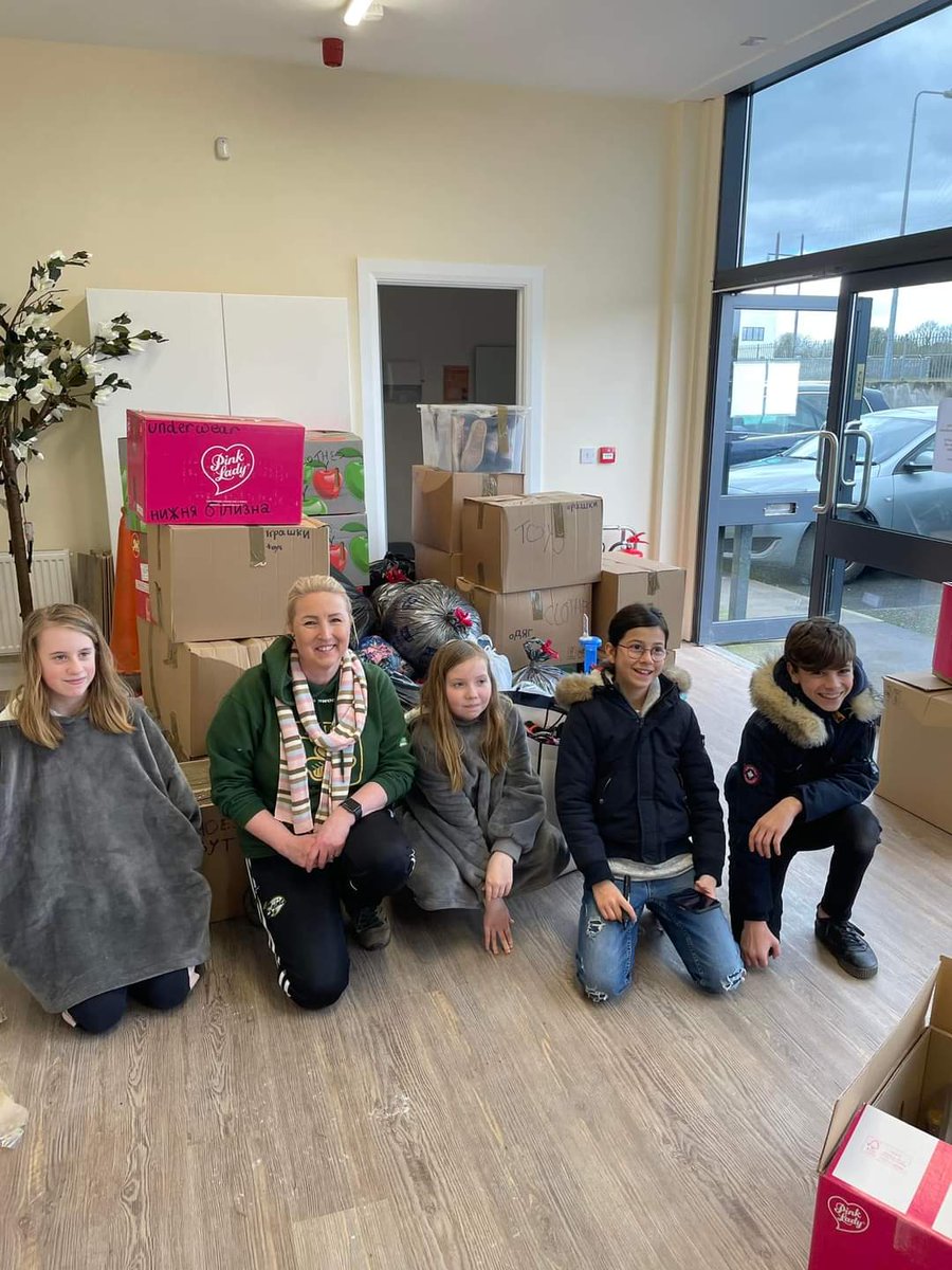 FlyingDucksIrl's tweet photo. All packed up and Damien hitting the road from Duleek to Lisdoonvarna where the families were sent yesterday 🇺🇦🇮🇪 Safe travels and thank you so much. Big thanks to Atis and Claire Badgers who are also taking the donations from Cork to Claire today. https://t.co/eZZAjzg34Q