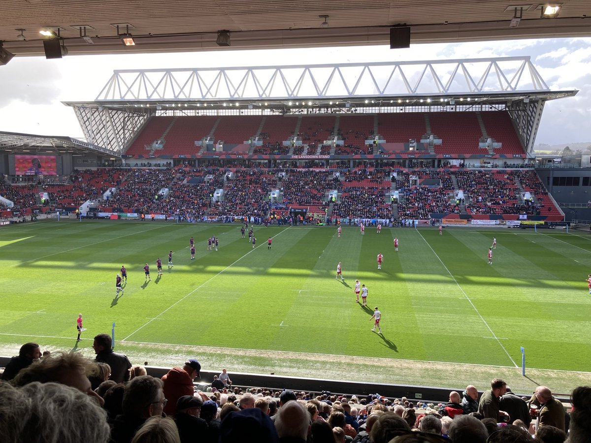 TheGrangeNews's tweet photo. House trip to the rugby ⁦@BristolBears⁩ vs ⁦@Harlequins⁩ ⁦@MillfieldSenior⁩ ⁦@MillfieldBP⁩ https://t.co/DIVKodlTPb