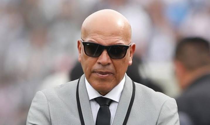 THCPeru's tweet photo. "El bajo nivel de Lora obedece a un factor anímico que lo ha llevado a ser suplente de Johan Madrid. El factor anímico obviamente es ser suplente de Johan Madrid"

#FuerzaCristal
#Liga1 https://t.co/FOs7VS18M3