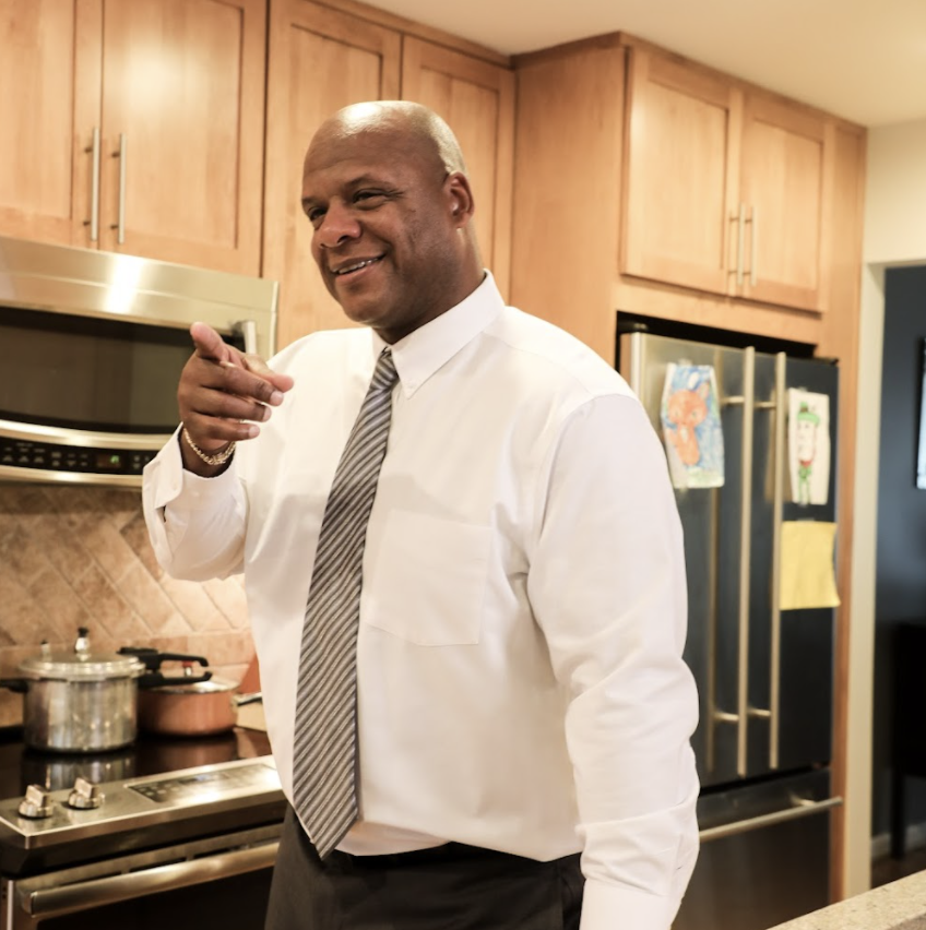 Robert Bass tweet media