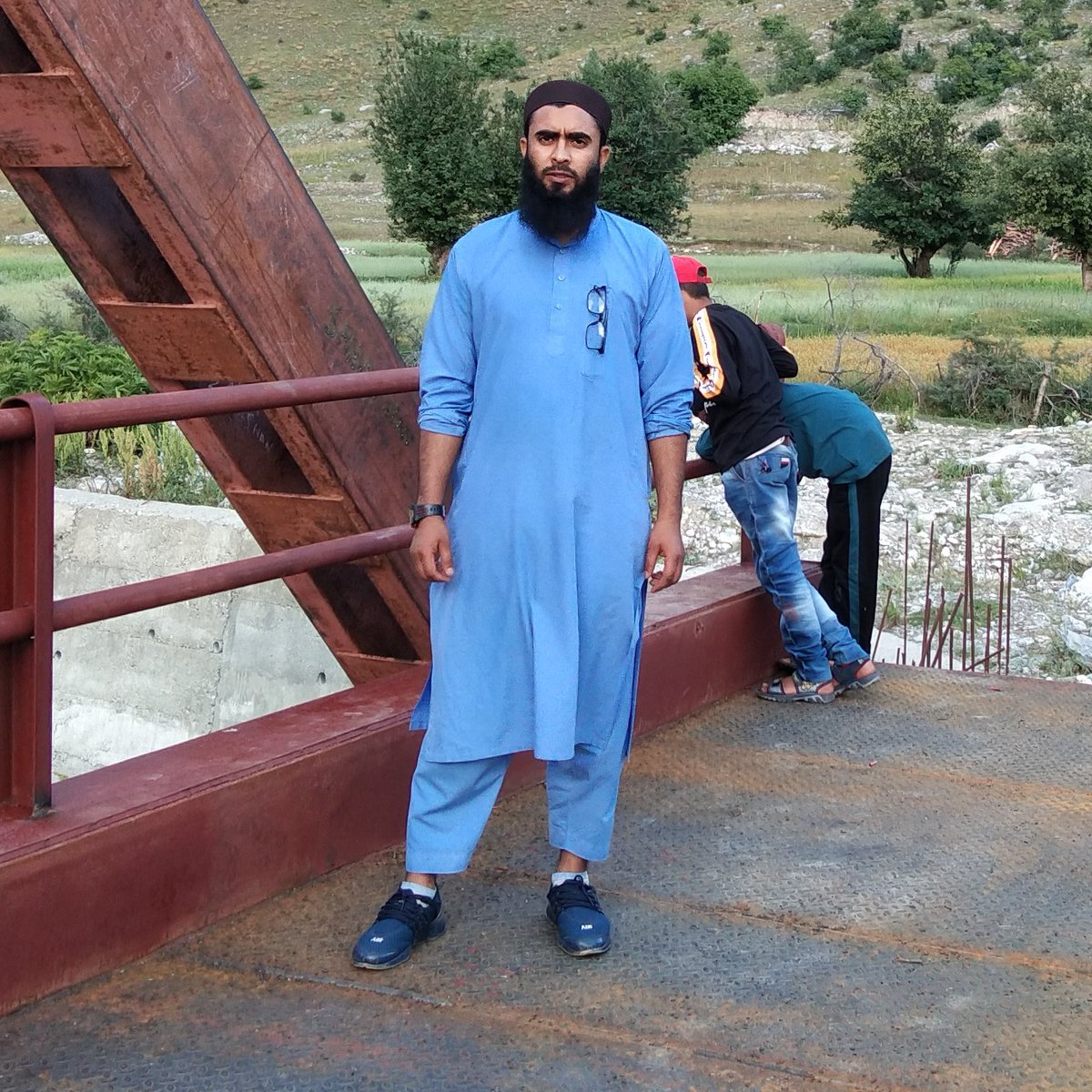 bin_sharik's tweet photo. #NewProfilePic https://t.co/yR5YaFOdMN