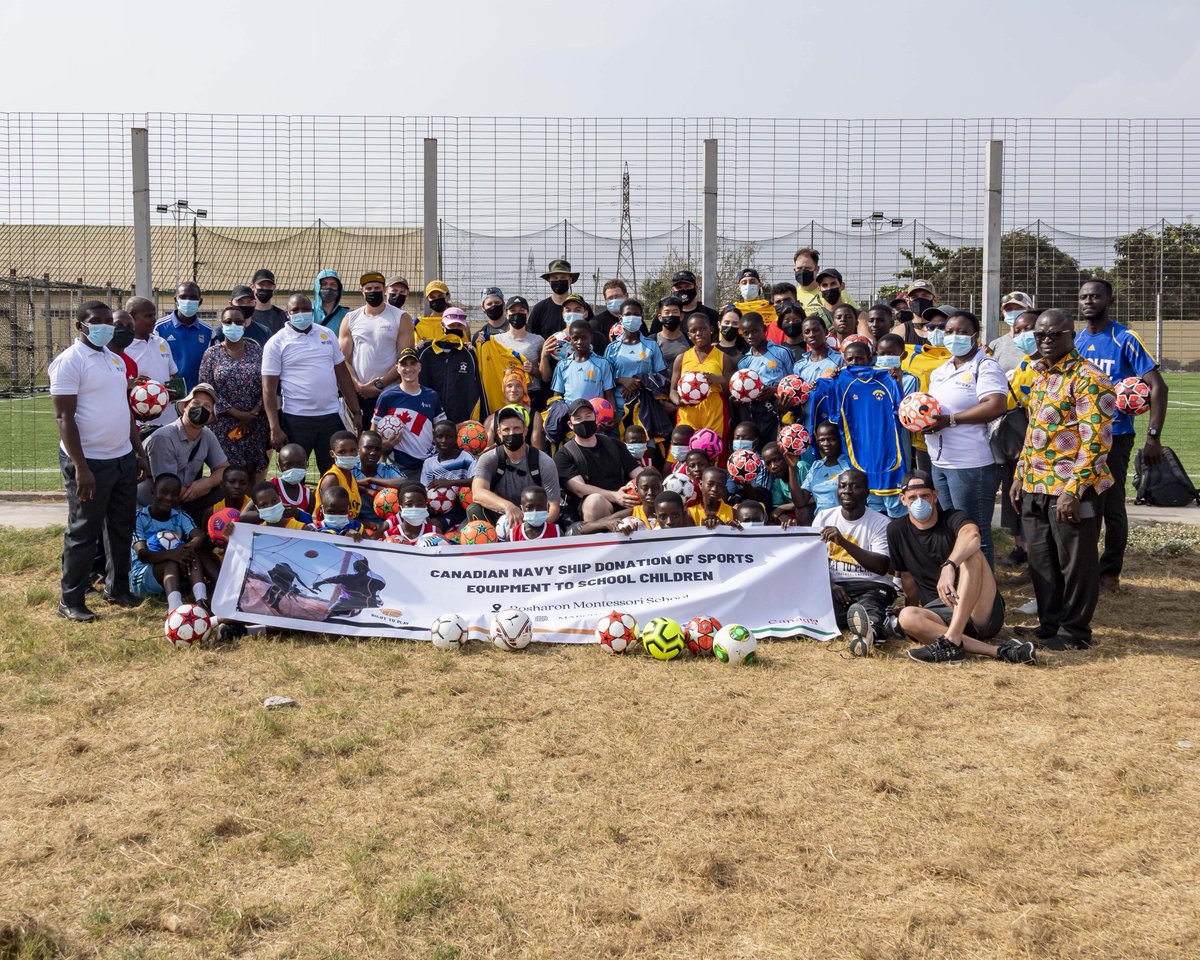 GooseBayCO_11's tweet photo. #HMCSMoncton & #HMCSGooseBay donated soccer equipment to @RightToPlayGH, supporting education, safety and equality for children in Ghana.
The initiave was thanks to S1 Fred Duclos, a MARTECH in GBY, whose GoFundMe raised over $2000 CAD to cover the equipment.
#OpPROJECTION22 https://t.co/DK9VlIjzKB