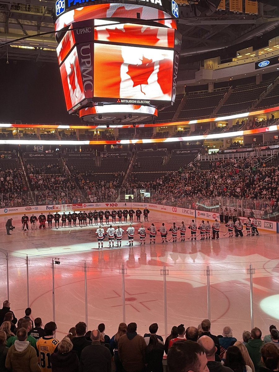 Pens7M's tweet photo. Very entertaining #RivalryRematch game yesterday. Love and respect for the tremendous athletes of the @PWHPA . Keep swinging ladies, you’ll get there! https://t.co/p2aYoQCkxT