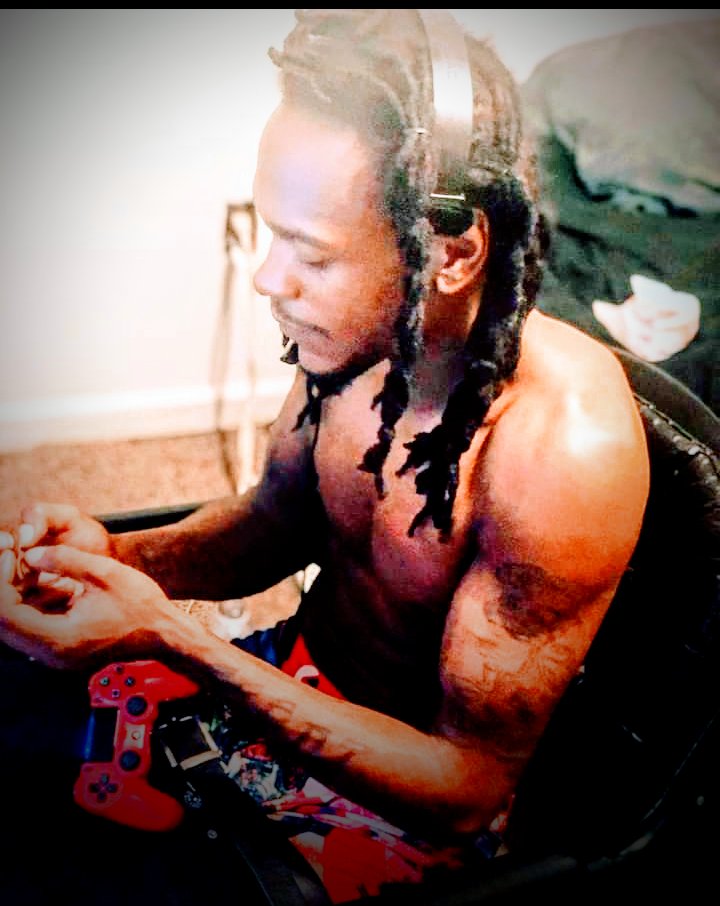 l_skywalken's tweet photo. In need of a team on call of duty sum real deal killer assassin killing mfs u gtta b official ya dig #ps4 #COD holla https://t.co/HM05498T3B