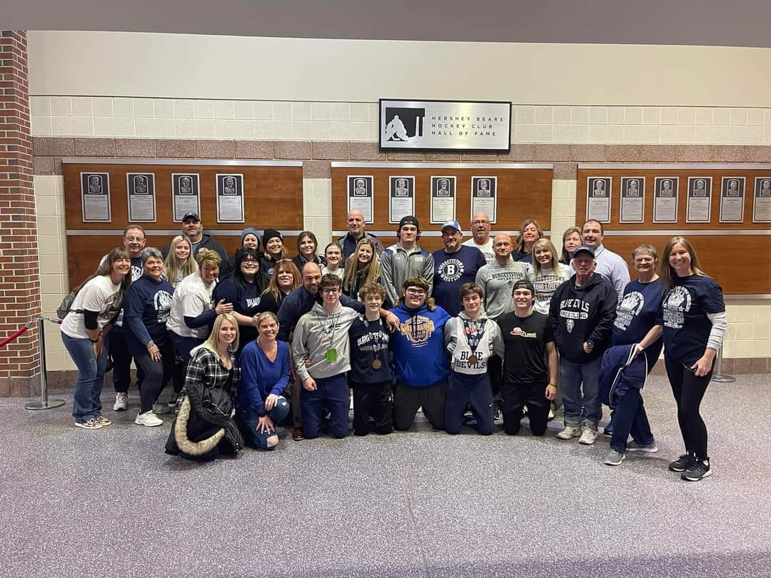 BurgettstownWre's tweet photo. We finish the season with 2 PIAA placers!

Parker Sentipal finishes with a 42-5 season record &amp; a 5th place finish in Hershey!🏅 

Gaven Suica finishes with a 32-10 season record &amp; an 8th place finish in Hershey!🏅 

Next stop,NHSCA and FARGO! Off-season what?!💪#homegrown #wpial https://t.co/ZZUOxdC8aB
