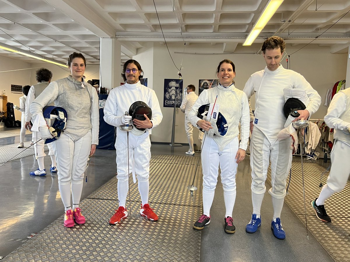 ElassineMoez's tweet photo. Avec le #REAL92 l’escrime rassemble les fines lames loisirs 🤩 du département du @hautsdeseinefr organisé dans la salle d’armes du club d’escrime 🤺de @chatillon92320 pour une rencontre sportive autour du partage et de la convivialité 👌🏻🤩 https://t.co/zcMOsVHzsL