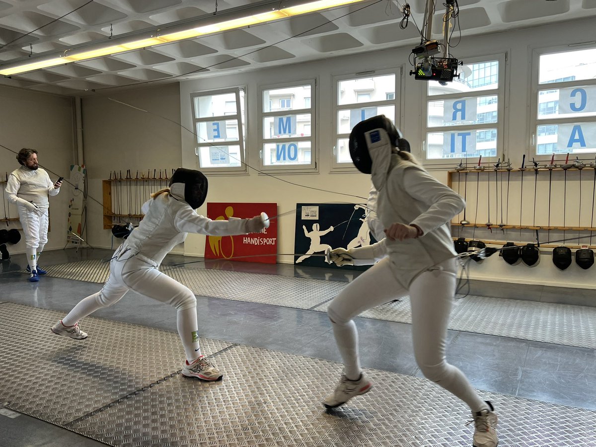ElassineMoez's tweet photo. Avec le #REAL92 l’escrime rassemble les fines lames loisirs 🤩 du département du @hautsdeseinefr organisé dans la salle d’armes du club d’escrime 🤺de @chatillon92320 pour une rencontre sportive autour du partage et de la convivialité 👌🏻🤩 https://t.co/zcMOsVHzsL