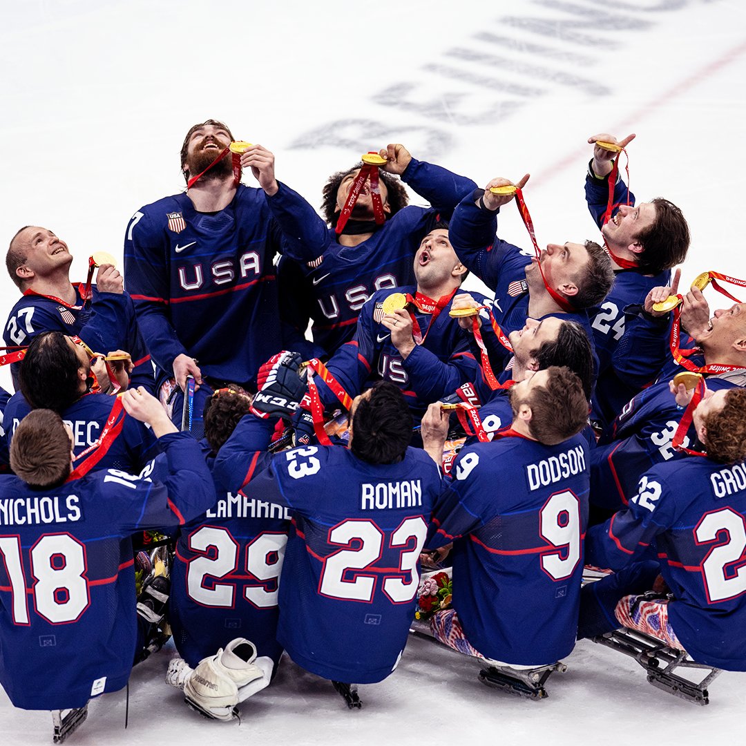 1 team. 2 angles. 3 goal scorers. 4 back to back golds.

#WinterParalympics | #TeamUSA🇺🇸