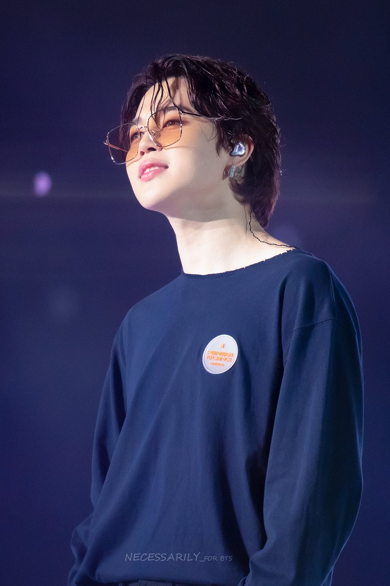 aspire_for_BTS's tweet photo. 막콘이라니...

220313 PTD on Stage Seoul
#방탄소년단 #BTS #지민 #JIMIN https://t.co/Vq9yptG5bK