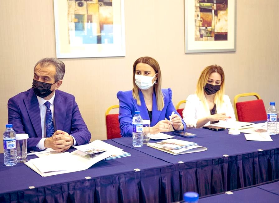 Zaman olduğu təqdirdə təlimlər hər zaman faydalıdır. 

<a href="/ICRC/">ICRC</a> #RedCross