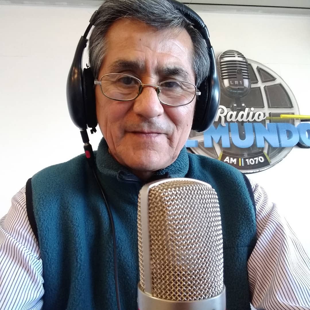 am1070radioelm1's tweet photo. #RadioElMundo86Años
#Ahora HASTA LAS 14 HS, TE INVITAMOS A ESCUCHAR #MundoReiki CON @JorgeAntezana13 EN https://t.co/tIDtH6i56b Y EN DUPLEX CON LAS RADIOS QUE INTEGRAN LA RED AZUL Y BLANCA DE EMISORAS EN TODA HISPANOAMERICA !
https://t.co/tIDtH6i56b
https://t.co/E1J0Nondda https://t.co/VpsqF3ughd