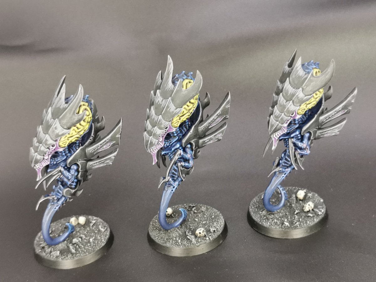 WMRGuilliman's tweet photo. You're some sort of brain bug aren't you?! Really like the hydra colours. I'm hoping it'll suit the whole tyranid range. #Warmongers #paintingwarhammer #40K #warhammer40k #WarhammerCommunity #tyranids #hivefleethydra #dztv https://t.co/ZcYZVImv8u