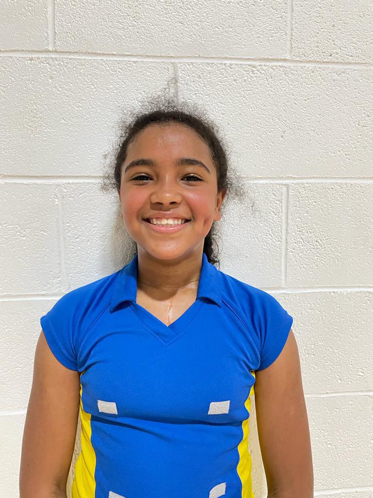 MissWnetball's tweet image. So proud of @TamesideNC U11s today. A 12-6 win for Tornadoes and an exciting 13-13 draw for Tigers. The girls are really putting their training into match play. Shout out to POMs: Hadia, Bella and Frankie. 💛💙 #netballweekend