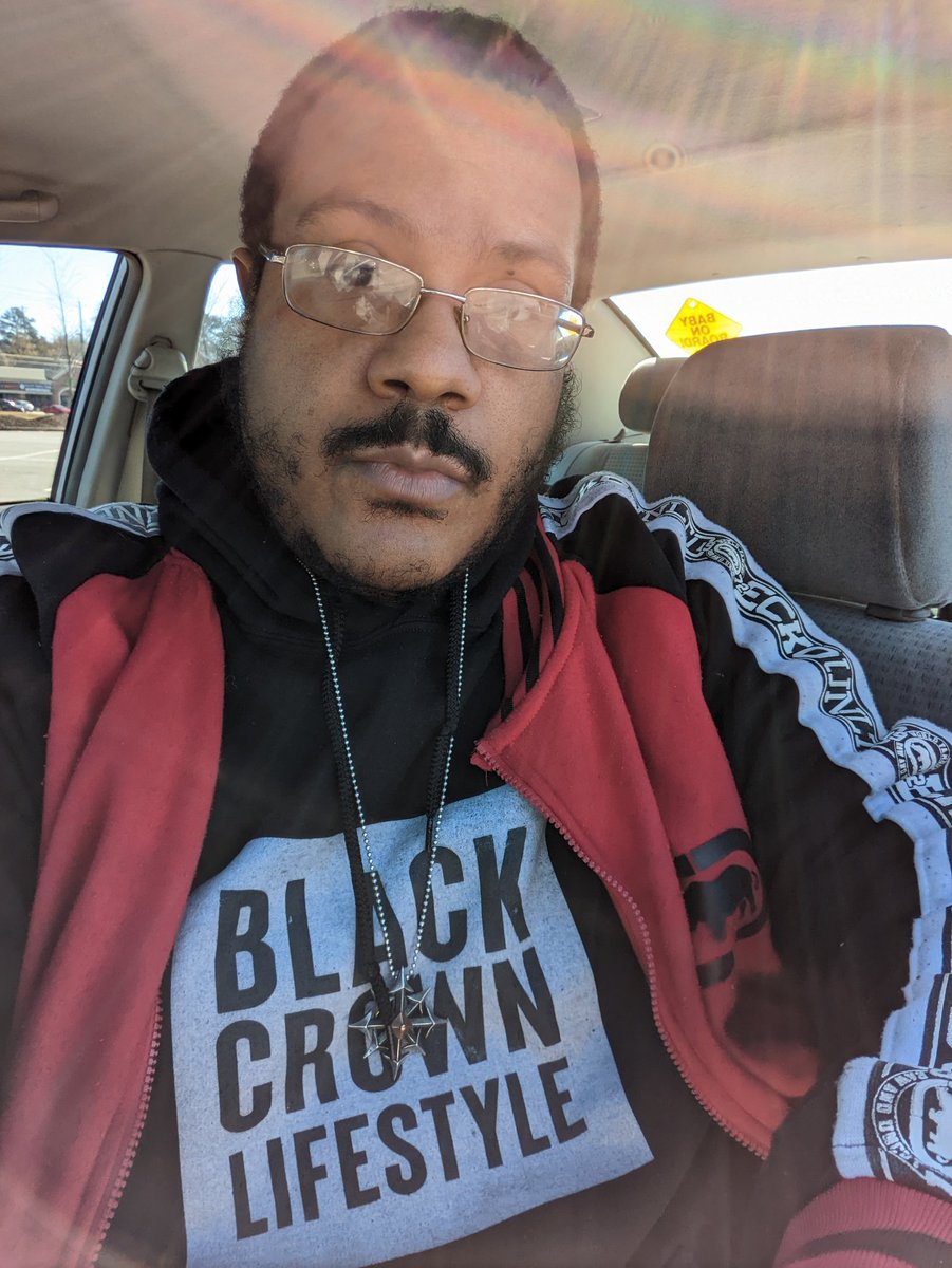 blackstargotit's tweet photo. 📍We Outside @BlackCrownLS

#BlackCrownLifestyle #hoodie #apparel #Atlanta https://t.co/VxS4ovEu8C