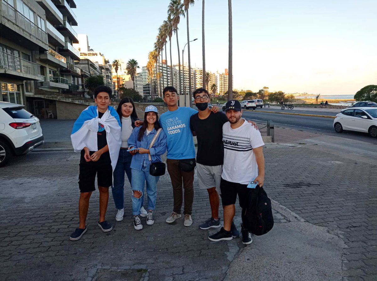 jovalborada404's tweet photo. Los resultados están a la vista. Este 27 de Marzo los Jóvenes votamos la celeste, votamos NO Derogar! #VotaNOderogar #alborada404 #jovenesalborada #jovenesmilitando https://t.co/S8K1SMLnUa
