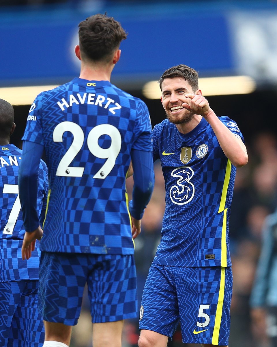 ChelseaFCinUSA's tweet photo. The linkup that led to the winning goal! https://t.co/E8UtftGYrG