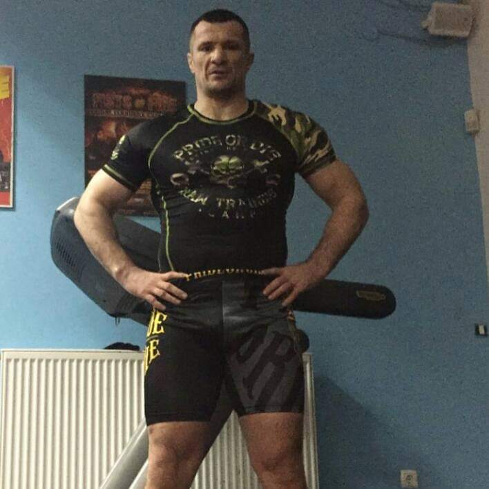 prideordie's tweet photo. Mirko "Cro Cop" Filipović y'a longtemps, très longtemps... #PrideLegend #PRiDEorDiE https://t.co/iyZY03T9d4