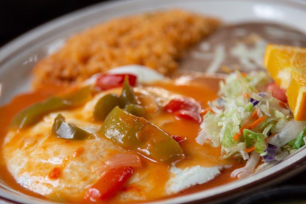 eladobecafe's tweet photo. So you lost an hour of sleep, we get it. We’re also ready to serve you a #delicious #breakfast. The doors open at 10. Freshen up and come down. 

#Reno #Weekend #Homemade #MexicanFood #ElAdobéReno #MidTownReno https://t.co/7ENTAqCTOm