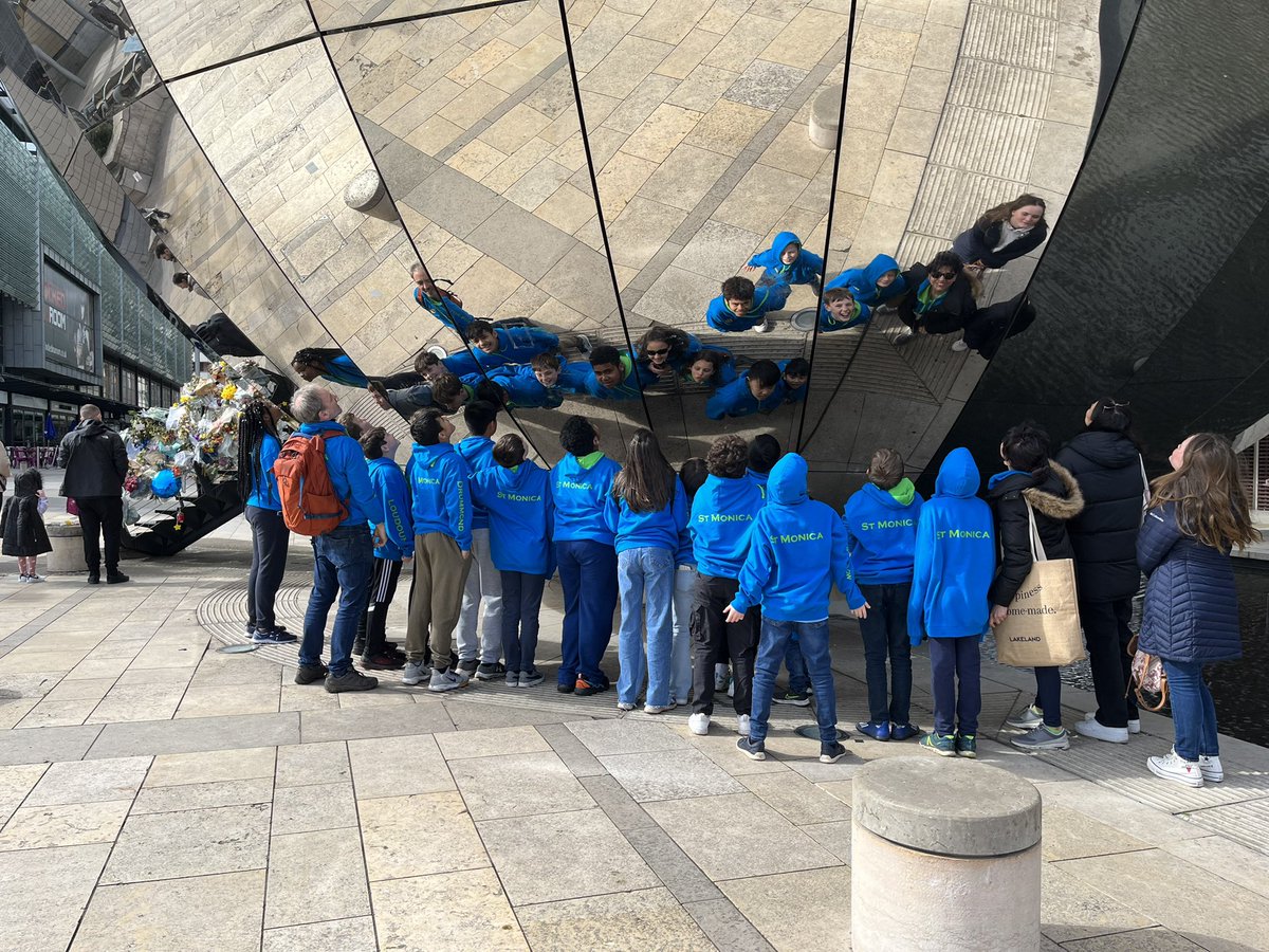 saintmonicas's tweet photo. Saint Monica on tour! They really are great fun! https://t.co/Mtczfv2SdH